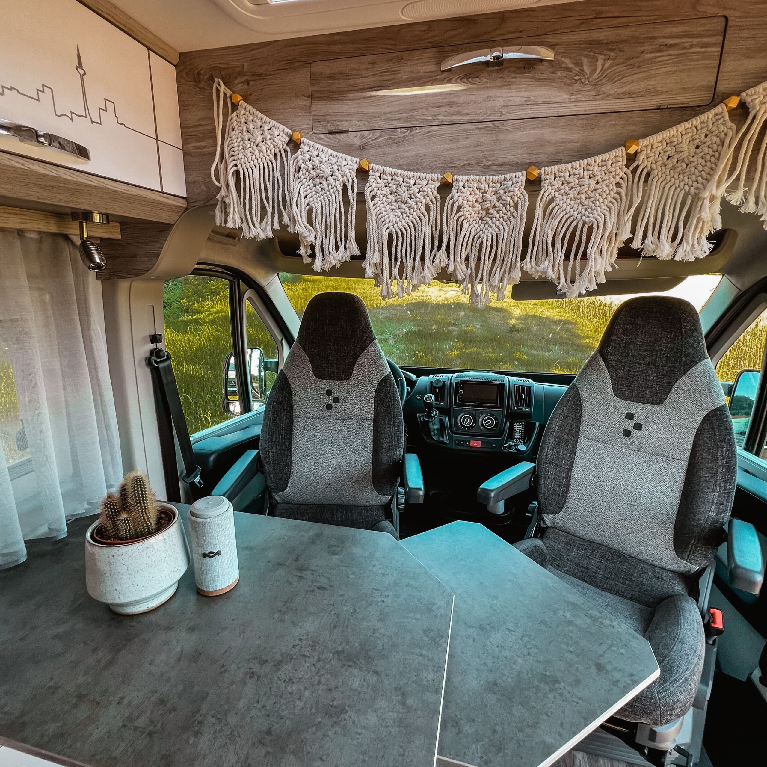 Innenausstattung Kastenwagen Bravia Swan 599 Trend